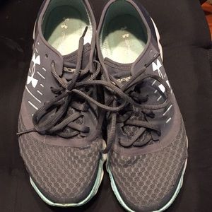 Under armour tennis shoes